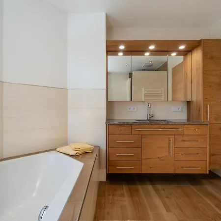 Mamalisl Lejlighed Mittersill